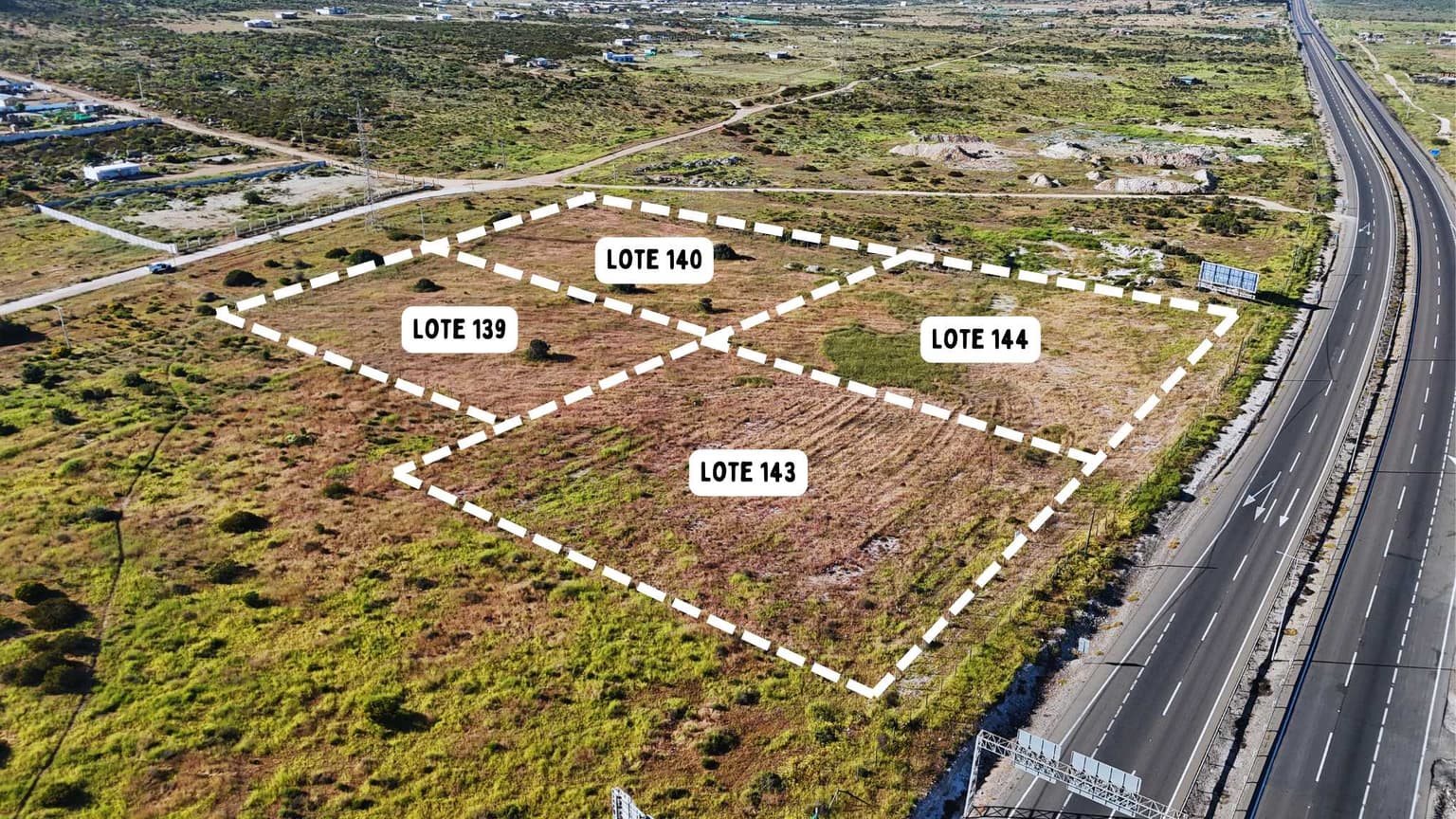 Vendo Terreno Plano a Orillas de R5 Guanaq. (64641)